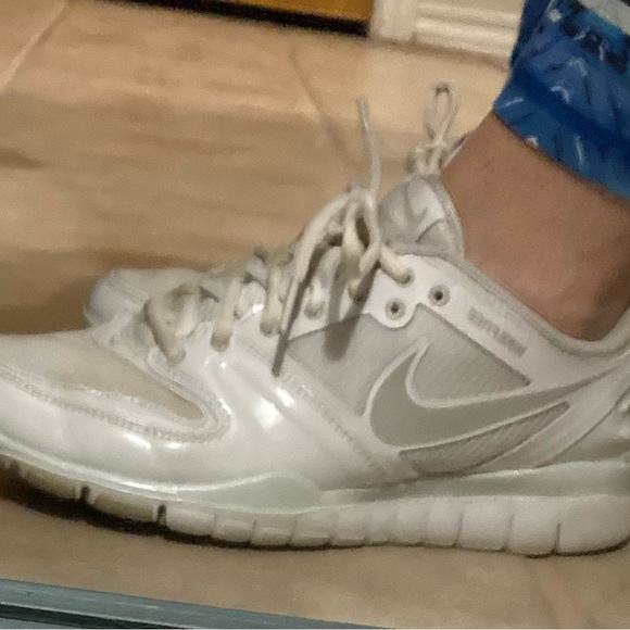 White Nike Free Women’s Cheer Shoes size 10 - Picture 10 of 10
